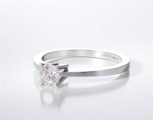 Engagement Ring LR343